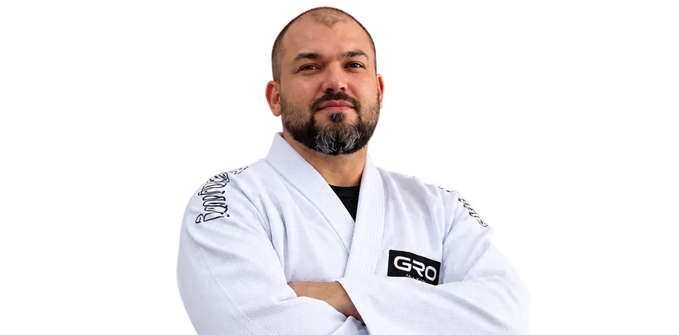 Professor Gustavo, faixa preta de Jiu-Jitsu e responsável pela GRO